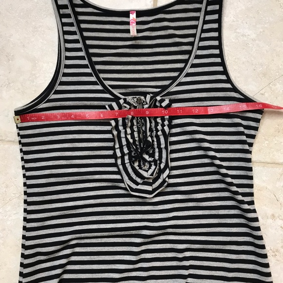 Black and Gray Tank Top with Ruffle Zipper - Picture 6 of 10